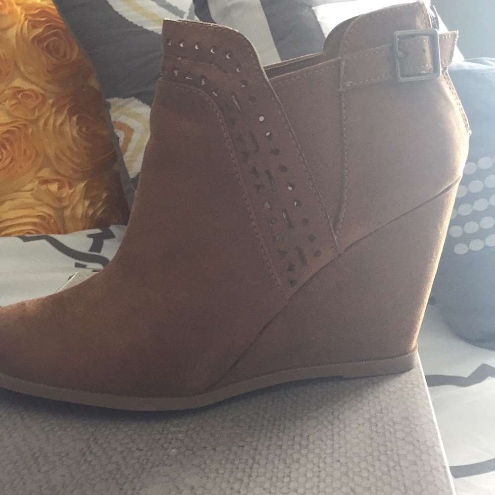 Daisey Perfect Wedge from Maurices